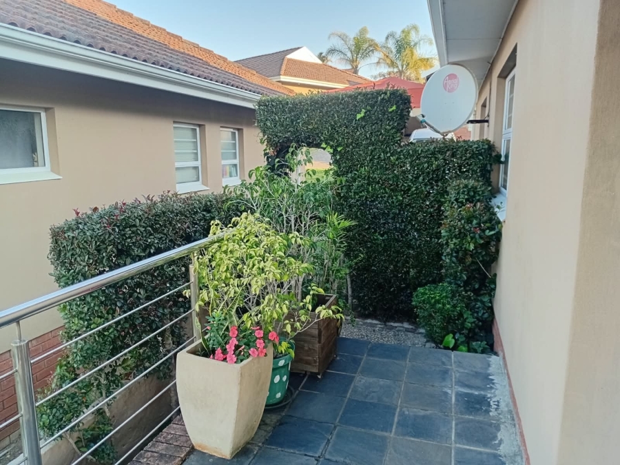 To Let 3 Bedroom Property for Rent in Beacon Bay North Eastern Cape